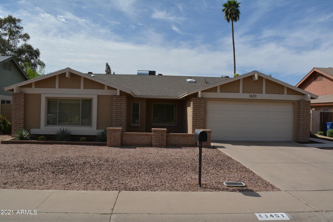 1451 E Redmon Dr in Tempe, AZ - Building Photo