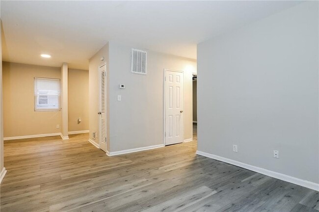 2841 Belvedere Ln in Decatur, GA - Foto de edificio - Building Photo