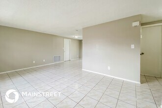 2115 Harrison Dr in Holiday, FL - Building Photo - Building Photo