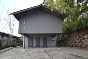 3017 NE 140th St, Unit 1 in Seattle, WA - Building Photo