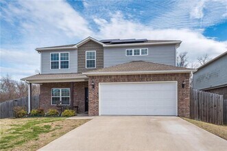 6601 SW Chestnut Hill Rd in Bentonville, AR - Building Photo - Building Photo