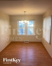 1802 Evergreen Rd in Homewood, IL - Building Photo - Building Photo