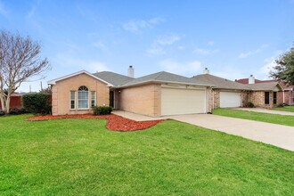 101 Kennedy Dr in Terrell, TX - Building Photo - Building Photo