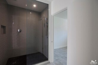 73401 Royal Palm Dr in Palm Desert, CA - Building Photo - Building Photo