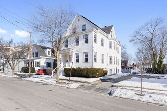 55 Pine St, Unit #2 in Swampscott, MA - Building Photo - Building Photo