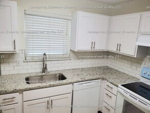 2388 Cypress Landing Dr in Jacksonville, FL - Building Photo - Building Photo