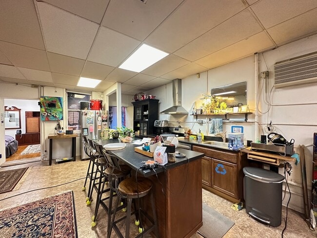 3605 N Damen Ave, Unit 1 in Chicago, IL - Building Photo - Building Photo