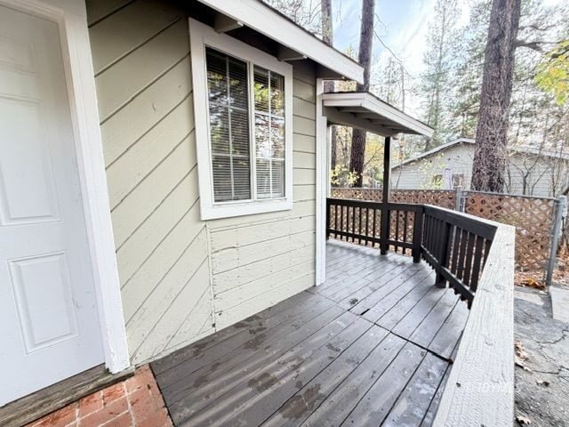 54605 N Circle Dr in Idyllwild, CA - Building Photo - Building Photo