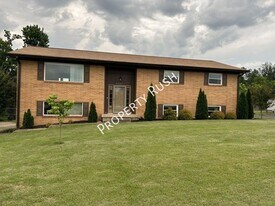 2307 Arroyo Dr in Chattanooga, TN - Building Photo