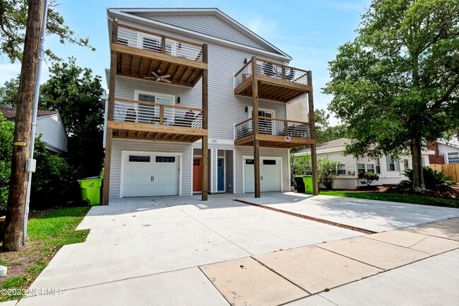 305 Fayetteville Ave in Carolina Beach, NC - Building Photo - Building Photo