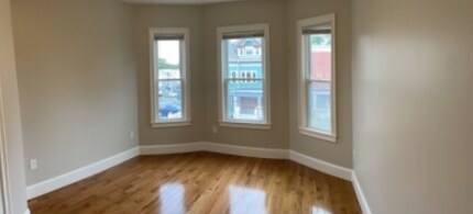 15 Dix St, Unit 2 in Boston, MA - Building Photo - Building Photo