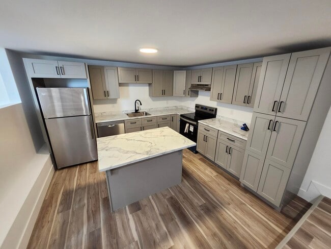 222 Britain St in Saint John, NB - Building Photo - Building Photo