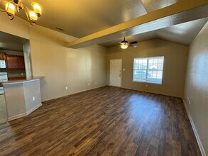 3304 Kbs Ct, Unit Unit A in Killeen, TX - Foto de edificio - Building Photo