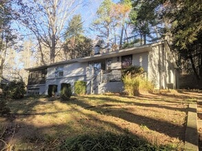 206 9th St in Black Mountain, NC - Building Photo - Building Photo