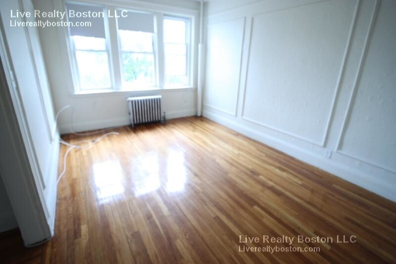 1634-1640 Commonwealth Avenue in Boston, MA - Building Photo