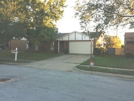 6437 Sunset Rd in North Richland Hills, TX - Building Photo