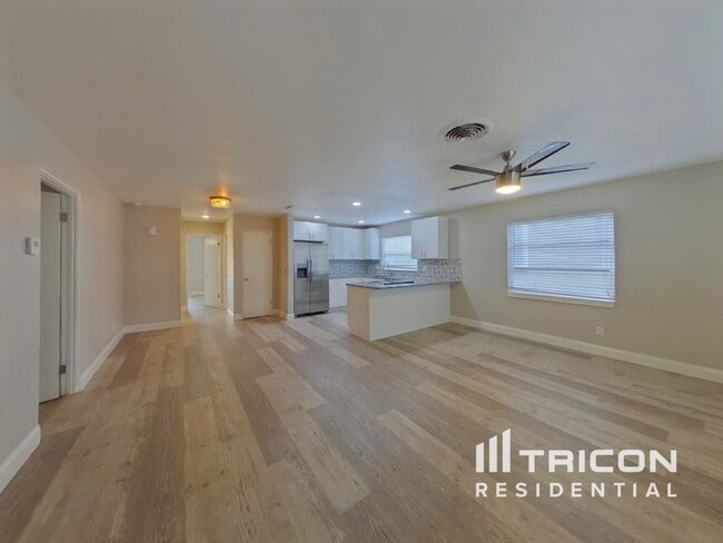 3635 17th St N in St. Petersburg, FL - Foto de edificio - Building Photo