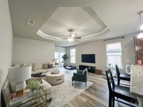 5322 Parkside Dr in Pace, FL - Building Photo - Building Photo