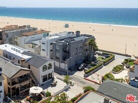 22-22B 6th St in Hermosa Beach, CA - Building Photo