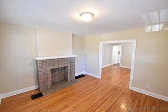 Clintonville Apartments in Columbus, OH - Foto de edificio - Building Photo