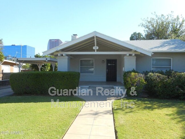property at 59 W Encanto Blvd
