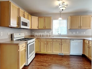 1821 Eagle Dr in Morris, IL - Building Photo - Building Photo