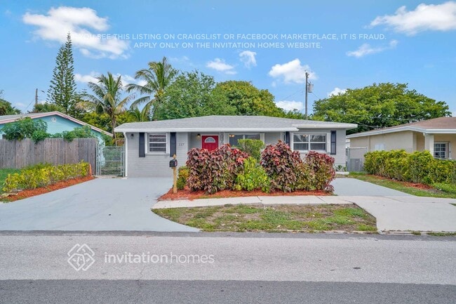 117 NW 4th Ave in Boynton Beach, FL - Building Photo - Building Photo