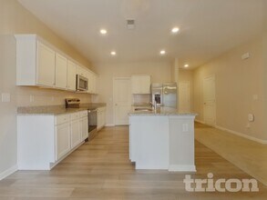 44 Dorsey Wy in Between, GA - Building Photo - Building Photo