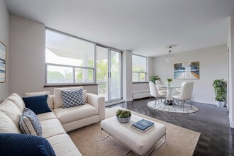 40 Delisle Apartments in Toronto, ON - Building Photo - Building Photo