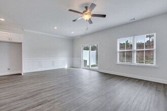 329 Gov Gwinnett Way in Pooler, GA - Building Photo - Building Photo