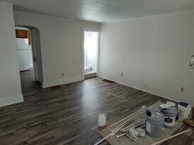 38 Prospect Ave in Franklin, PA - Building Photo