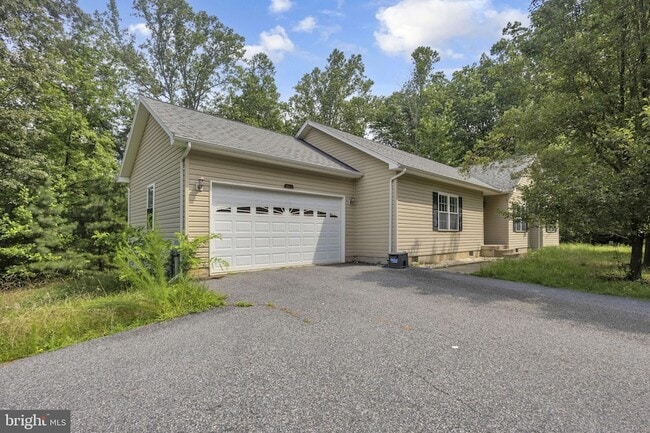 11489 Lynx Dr in King George, VA - Building Photo - Building Photo