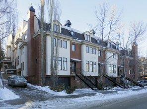 1133-1147 Cameron Av SW in Calgary, AB - Building Photo - Building Photo