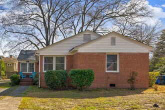 814 N Buchanan Blvd in Durham, NC - Building Photo - Building Photo