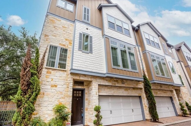 818 Yale St in Houston, TX - Building Photo - Building Photo