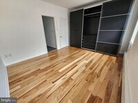 2327 S Rosewood St photo'