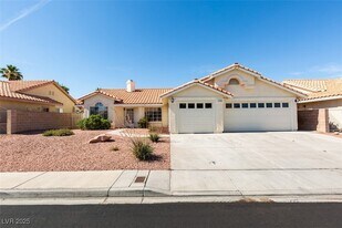 1744 Knotty Pine in Las Vegas, NV - Building Photo