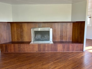 5819 Black Hawk Dr in Oxon Hill, MD - Building Photo - Building Photo