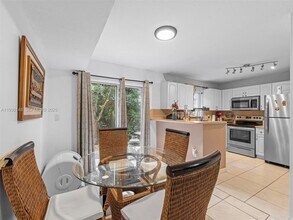 1240 SE 31st Ct in Homestead, FL - Building Photo - Building Photo