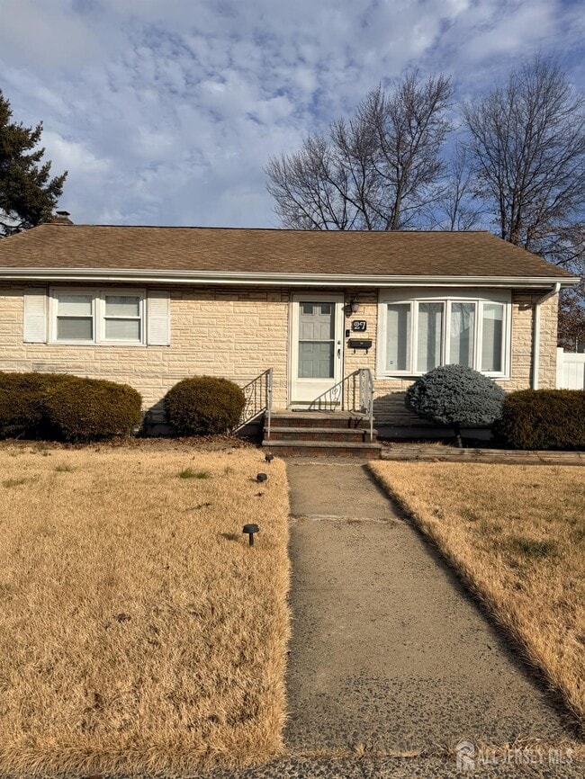 27 Rector Ave in Woodbridge Township, NJ - Building Photo - Building Photo