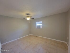 2319 E 16th Ct in Panama City, FL - Building Photo - Building Photo