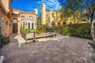3939 Poppyseed Pl in Calabasas, CA - Building Photo - Building Photo