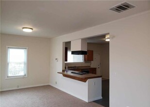 9133 8th Ave S in Seattle, WA - Building Photo - Building Photo