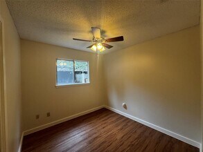 1810 Teton Dr in Austin, TX - Building Photo - Building Photo