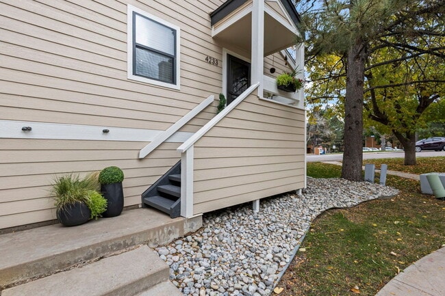 property at 4233 S Richfield Way