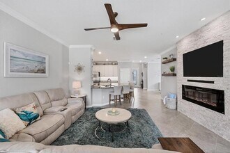 11408 Autumn Leaf Wy in Bradenton, FL - Building Photo - Building Photo