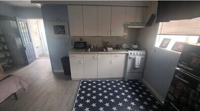 2315 Martins Point Rd, Unit Martin's Point Cottage in Sandusky, OH - Building Photo - Building Photo