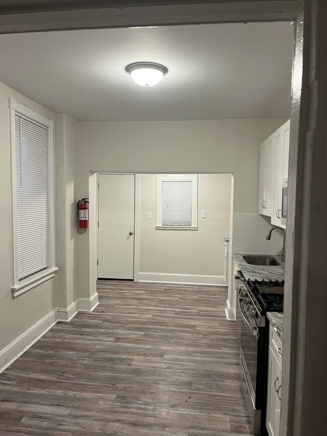 644 W Russell St in Philadelphia, PA - Building Photo - Building Photo