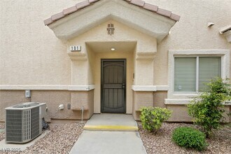9982 Aspen Rose St in Las Vegas, NV - Building Photo - Building Photo