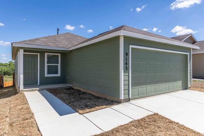 9143 Coronal Rings in San Antonio, TX - Building Photo - Building Photo